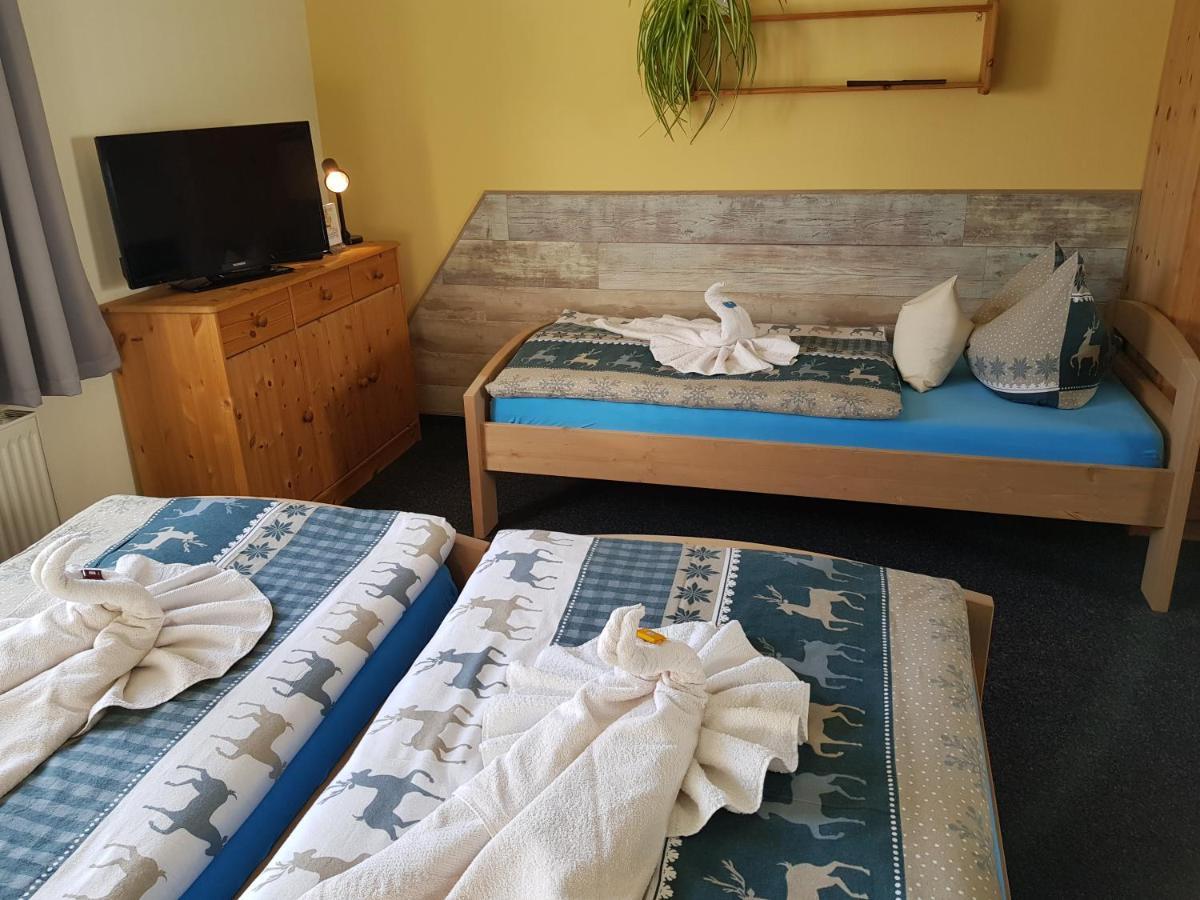 Landhotel Pathes Hof 볼켄샤겐 외부 사진